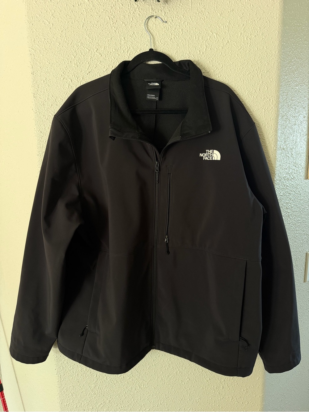 The North Face Black Softshell Men’s Performance Jacket